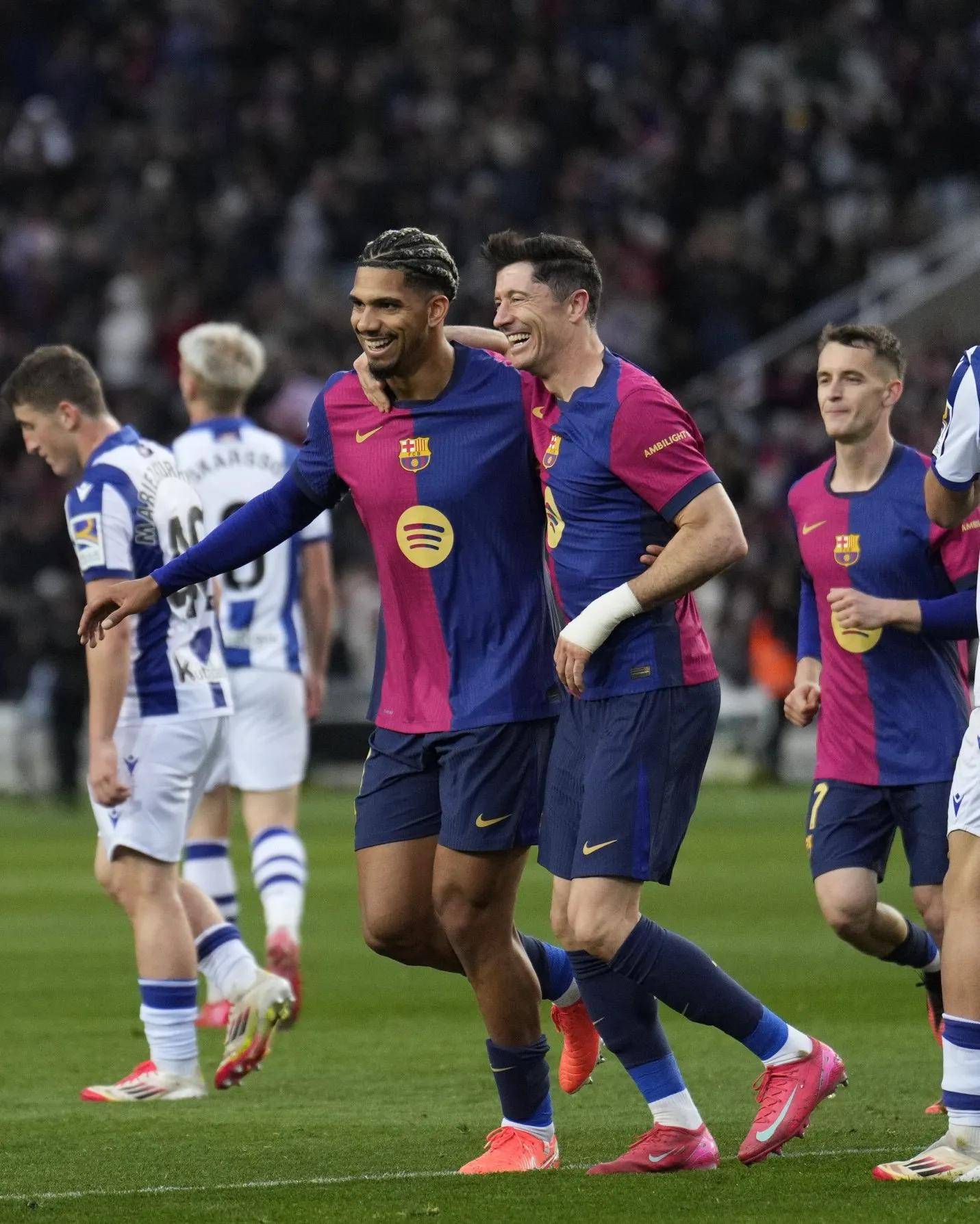 爱游戏ayx网站 - 法甲清晨走向成谜,曼联豪取连胜,话题不断,球队文化再被提及